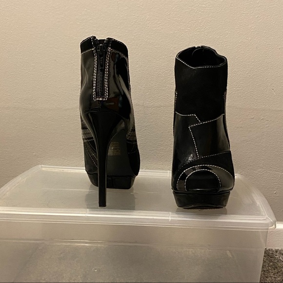 Boogie Heels - Picture 3 of 3